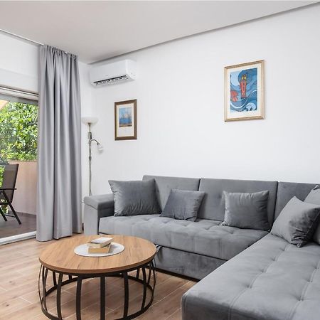 Apartment Kiki Kaštel Štafilić Buitenkant foto
