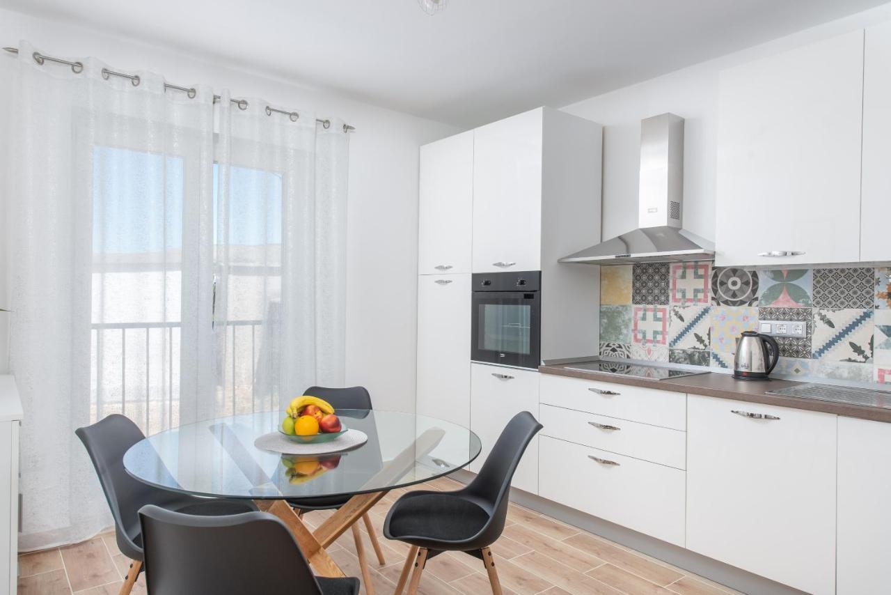 Apartment Kiki Kaštel Štafilić Buitenkant foto