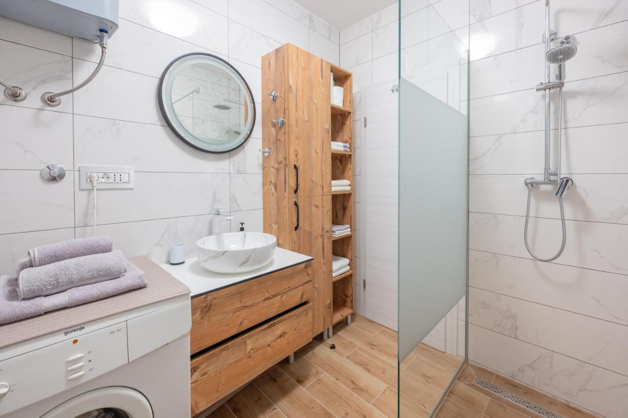 Apartment Kiki Kaštel Štafilić Buitenkant foto